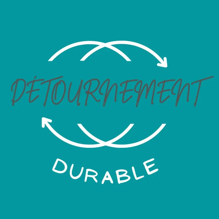 Voici le logo original de la marque Détournement Durable : les flèches symbolisent le recommencement perpétuel, typique de l'économie circulaire